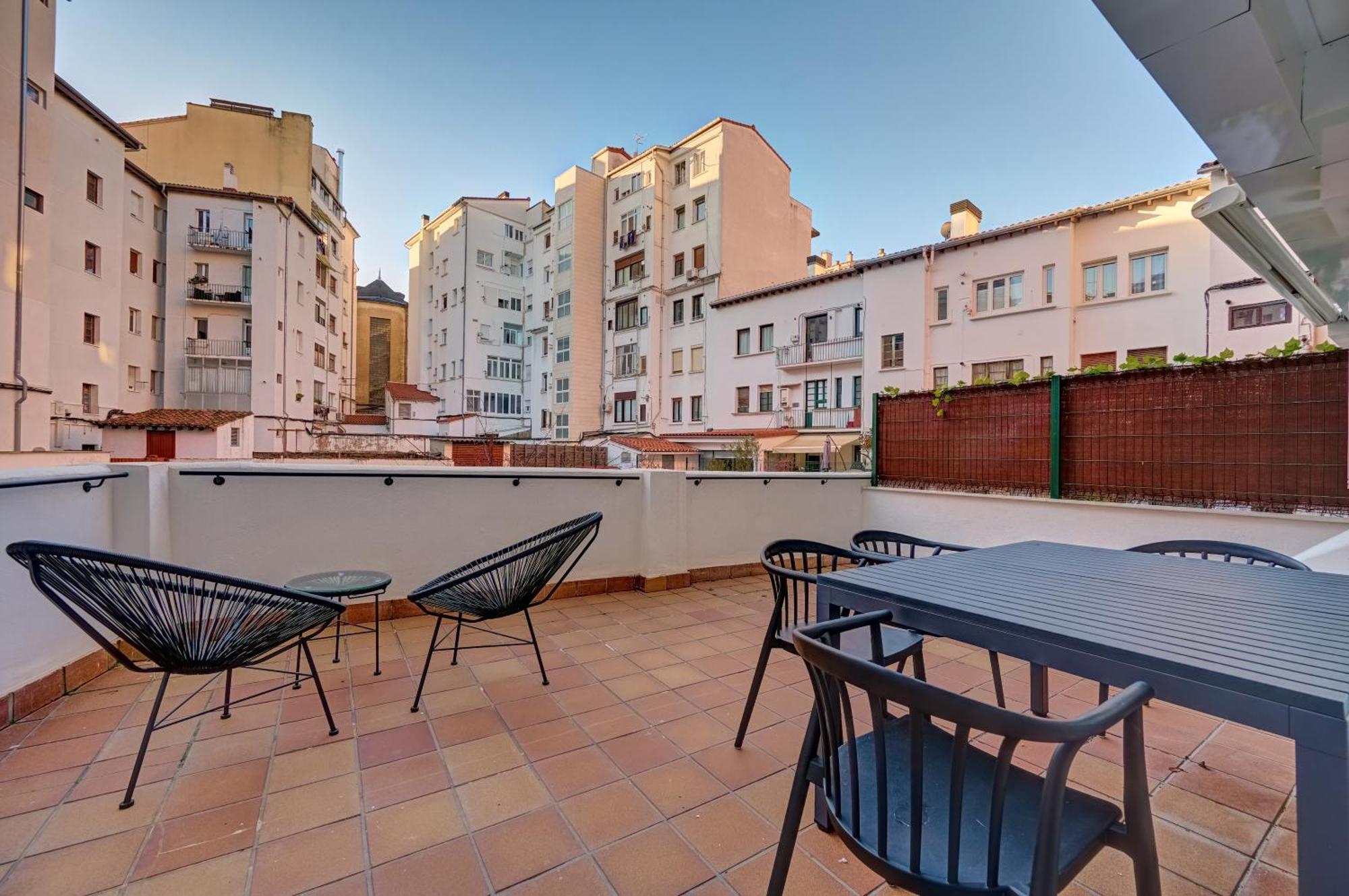 Apartamento El Conde By Clabao Pamplona Exterior foto
